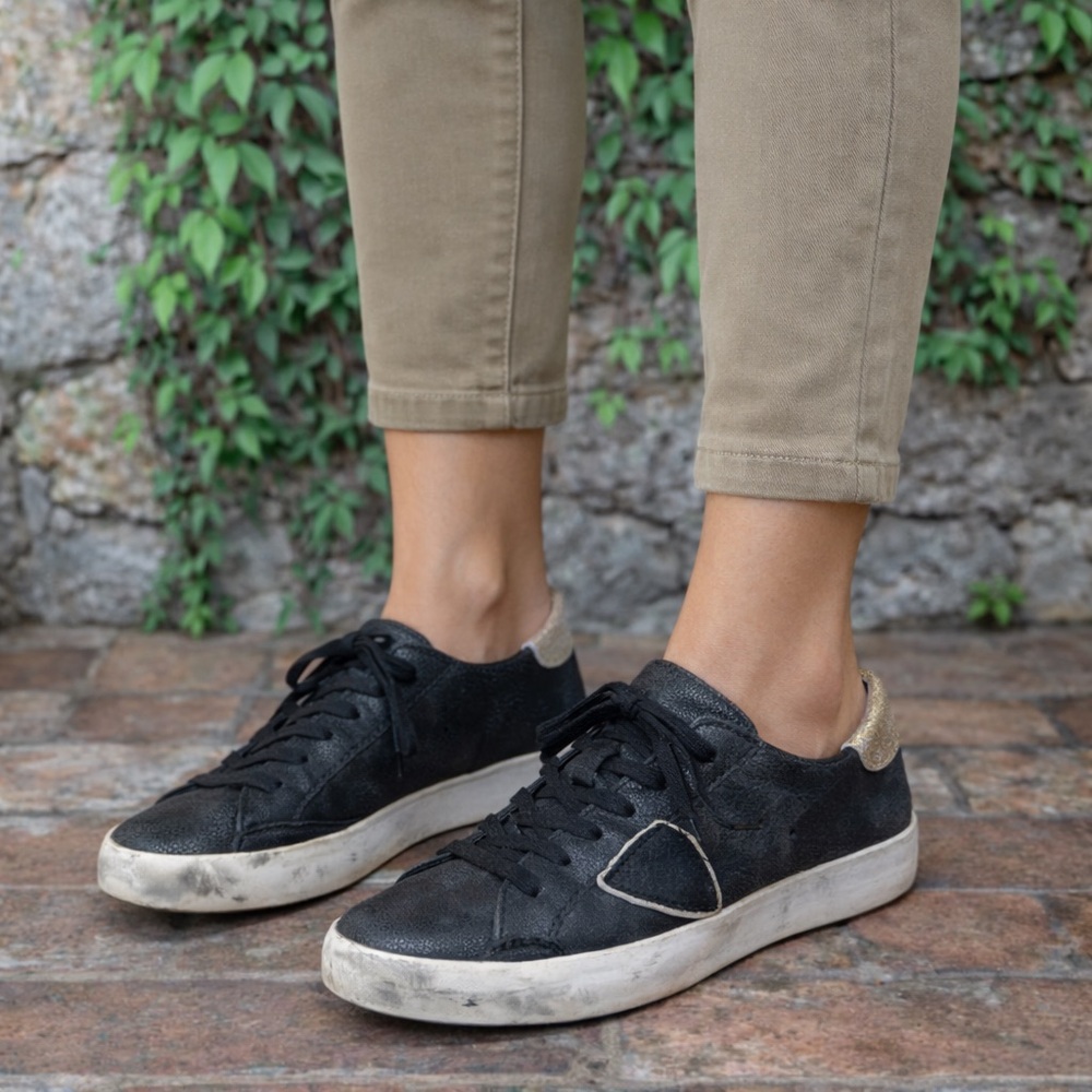 PHILIPPE MODEL Black Distressed Leather Lace-Up Sneakers, 41